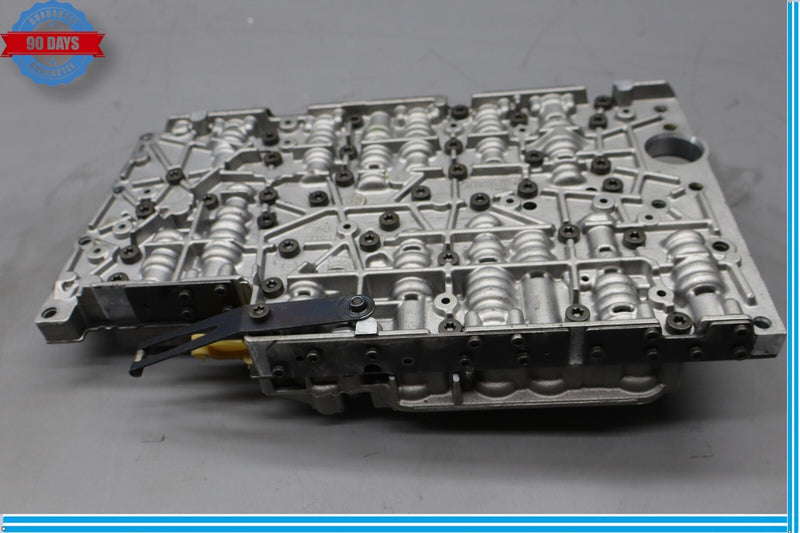 Load image into Gallery viewer, Mercedes W221 S550 CL500 GL450 7G Tronic Transmission Valve Body 2202700060 Oem
