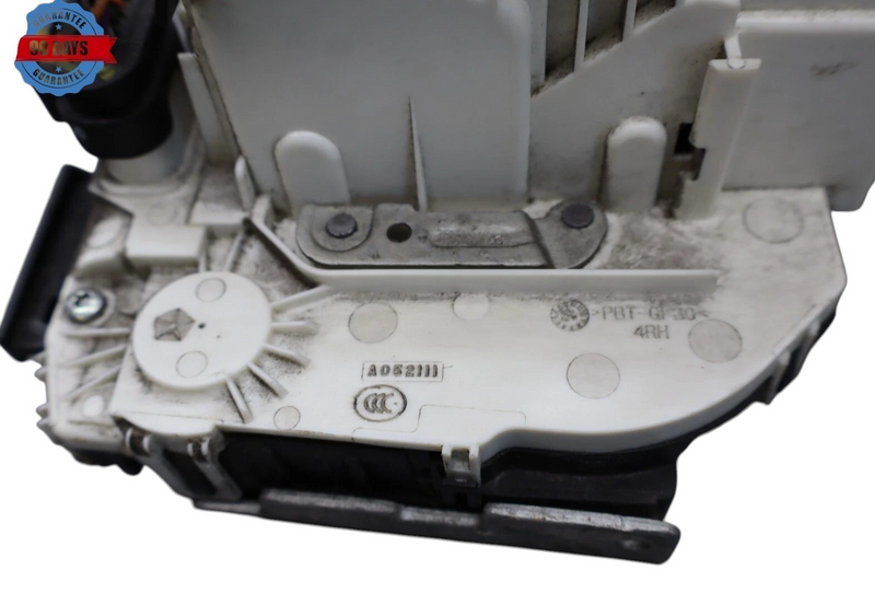 Load image into Gallery viewer, 14-20 Maserati Quattroporte Rear Right Passenger Door Lock Latch Actuator Oem
