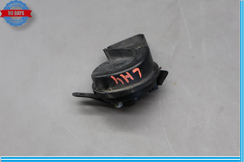 Load image into Gallery viewer, 03-06 Mercedes R230 SL500 SL600 Front Left Side High Tone Pitch Horn Oem
