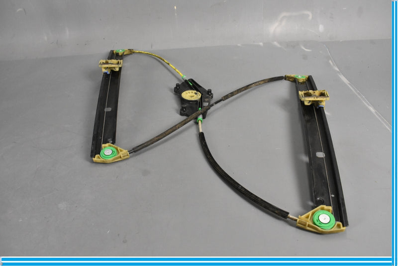 Load image into Gallery viewer, 09-12 Audi A4 Wagon Front Right Side Door Window Regulator W/o Motor Oem
