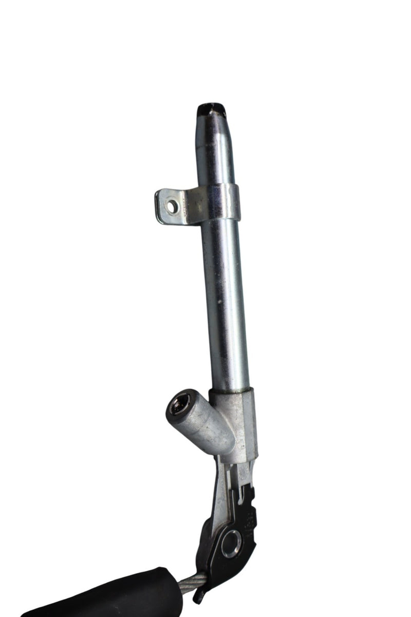 Load image into Gallery viewer, 12-20 Tesla Model S Front Right Passenger Side Seat Belt Seatbelt Retractor Oem
