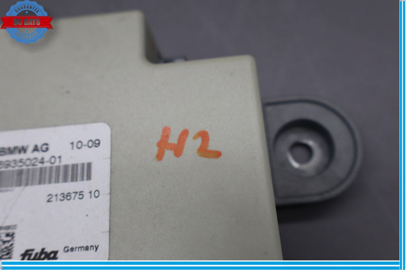 Load image into Gallery viewer, 07-14 BMW X5 X6 E70 Radio Antenna Amplifier Control Module Unit 6935024 Oem
