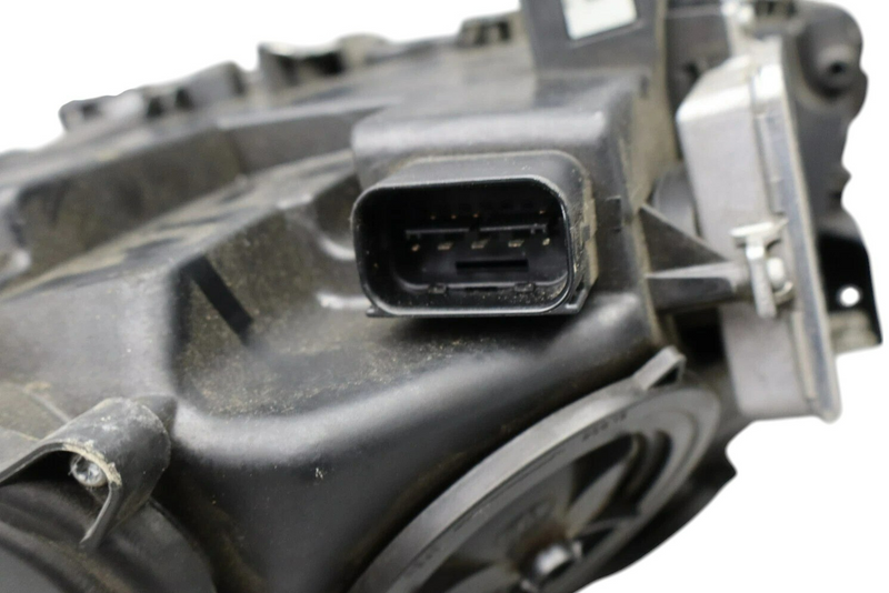 Load image into Gallery viewer, 09-12 BMW 7 Series 740i 750i Front Right Side Xenon Headlight HID 7182154 Oem
