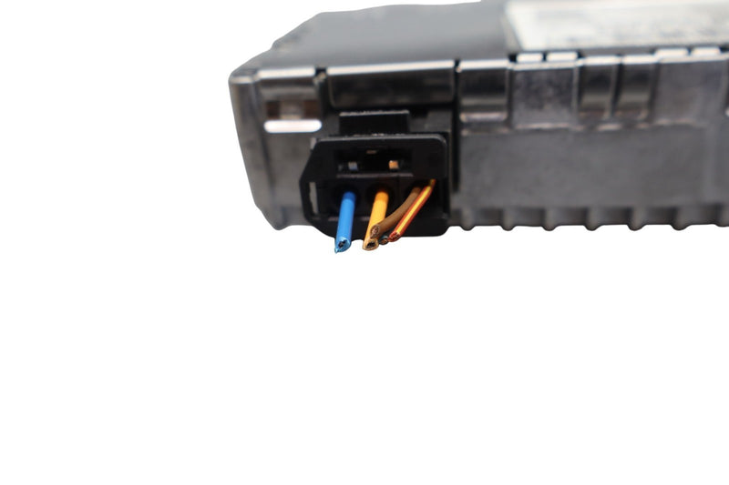 Load image into Gallery viewer, 10-17 Mercedes W212 E350 E550 CLS550 Satellite Radio Receiver Module Unit Oem
