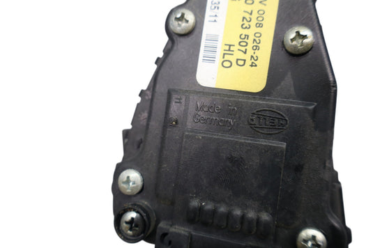 11-17 Volkswagen VW Touareg Front Lower Gas Acceleration Pedal 7L0723507D Oem