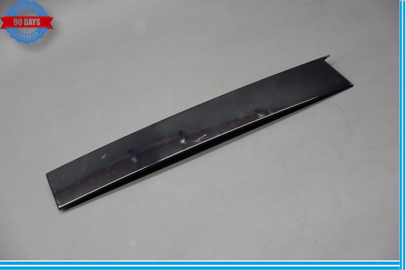 Load image into Gallery viewer, 13-19 Mercedes GL550 X166 Rear Right C Pillar Quarter Window Molding Oem
