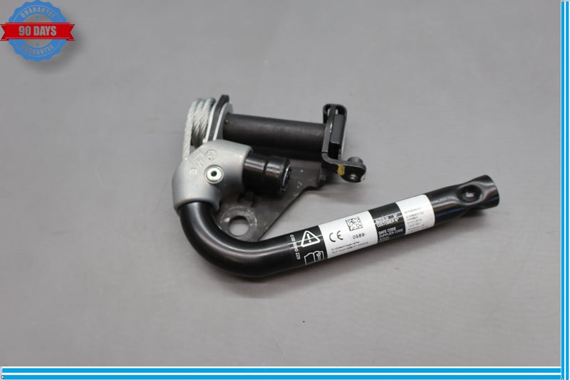 Load image into Gallery viewer, 12-19 Mercedes GL450 GL550 Front Right Seatbelt Retractor Anchor Fitting Oem
