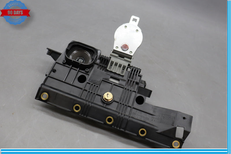 Load image into Gallery viewer, 03-08 Mercedes R230 SL500 Rear Left Side Speaker Luggage Seatbelt Retractor Oem
