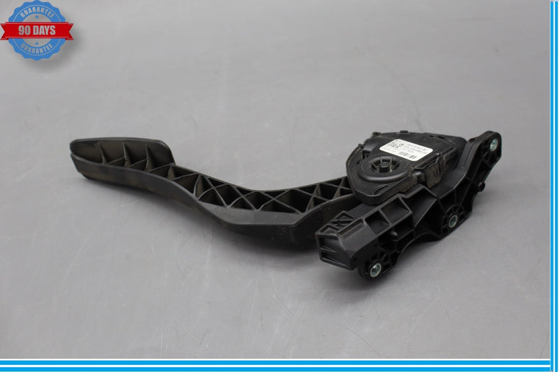 Load image into Gallery viewer, 10-18 Jaguar XJ XJL X351 Gas Throttle Acceleration Pedal W/ Pad Oem
