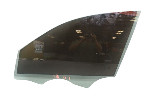 17-19 Alfa Romeo Giulia Front Left Driver Side Door Window Auto Glass Oem