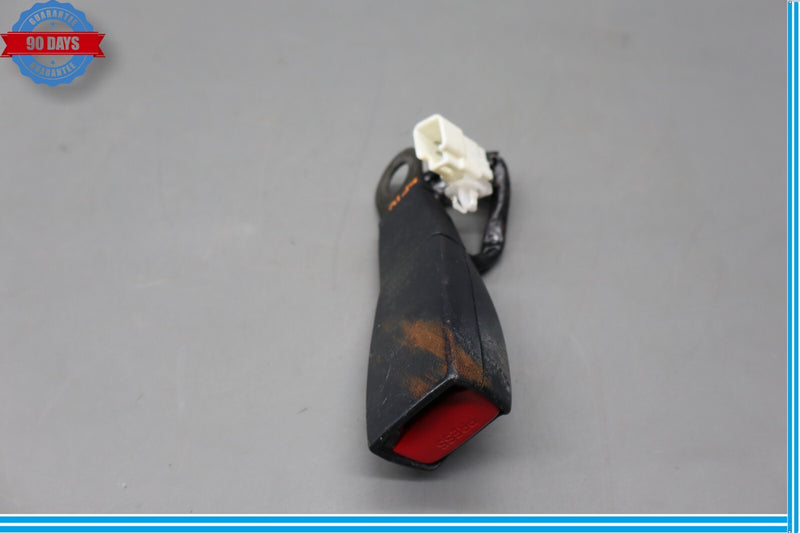 Load image into Gallery viewer, 02-10 Lexus LS430 XF30 Front Left Driver Side Seat Belt Buckle Receiver Oem
