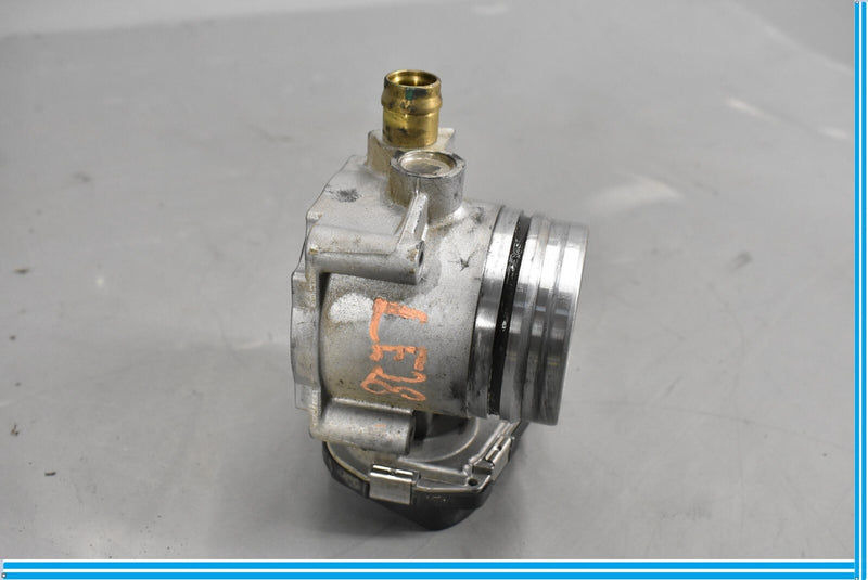 Load image into Gallery viewer, 10-15 BMW E84 X1 Engine Throttle Body Valve Assembly 13547588625 Oem

