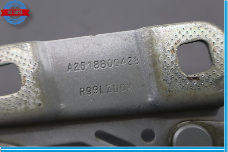 Load image into Gallery viewer, 06-13 Mercedes GL450 ML500 Front Right Side Hood Bonnet Hinge Bracket Oem
