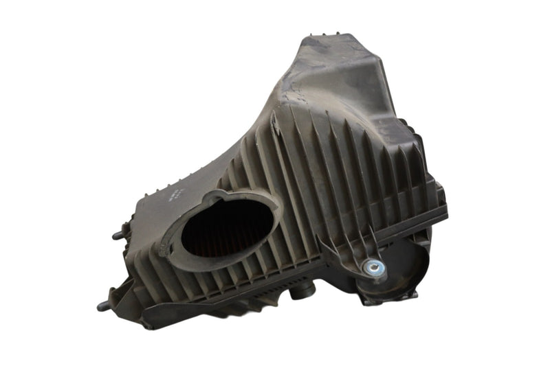 Load image into Gallery viewer, 11-17 Volkswagen VW Touareg Engine Air Cleaner Intake Filter Box Black Oem
