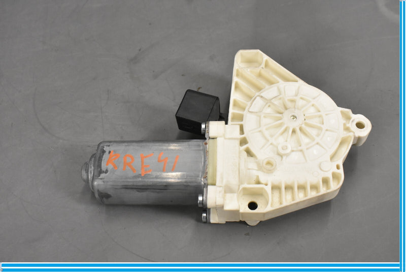Load image into Gallery viewer, 12-16 Mercedes CLS550 Rear Right Passenger Side Door Window Regulator Motor Oem
