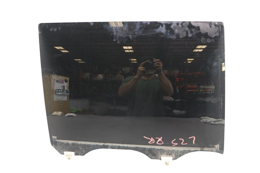 11-17 Infiniti QX56 QX80 Rear Right Passenger Side Door Window Glass Oem