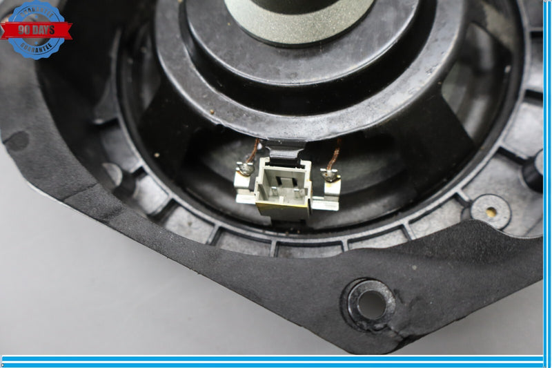 Load image into Gallery viewer, 14-17 Maserati Ghibli Quattroporte Front or Rear Side Door Audio Speaker Oem
