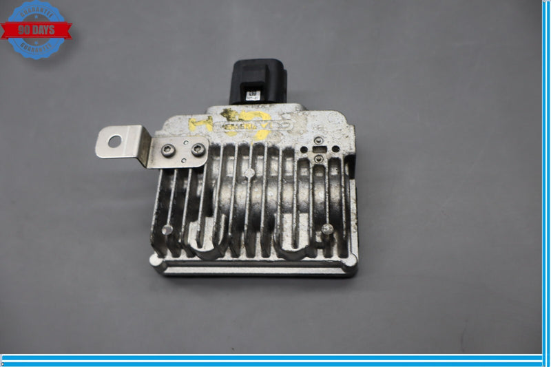 Load image into Gallery viewer, 10-15 Jaguar X351 XJ XJL Gas Fuel Pump Computer Control Module Unit ECU Oem
