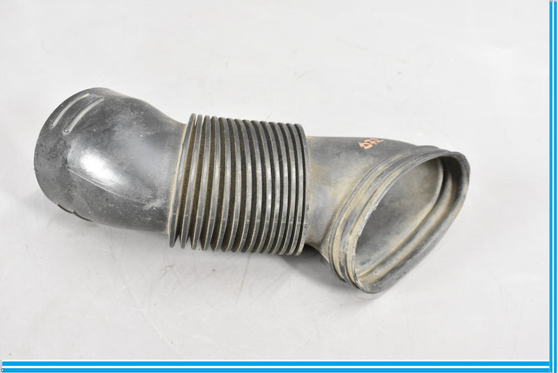 Load image into Gallery viewer, 03-06 Mercedes CL500 S500 S600 S550 Air Intake Hose Pipe Right Side Oem
