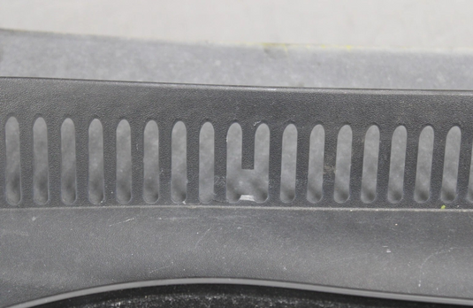 13-17 Volkswagen CC Front Right Side Rain Tray Cowl Panel Water Deflector Oem