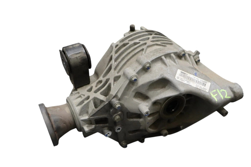 Load image into Gallery viewer, 14-17 Maserati Ghibli S Q4 Rear Diff Differential Axle Carrier OEM 670009608

