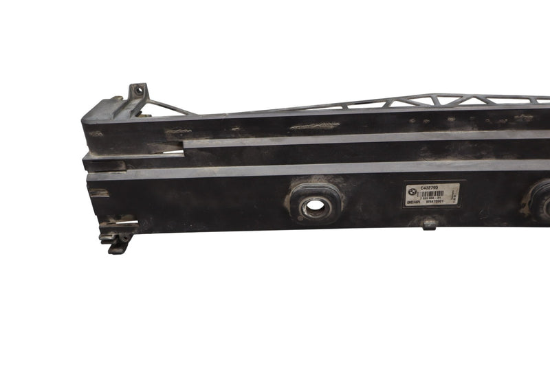 Load image into Gallery viewer, 09-15 BMW 750i 750Li Upper Top Radiator Support Carrier Bracket 17107577117 Oem
