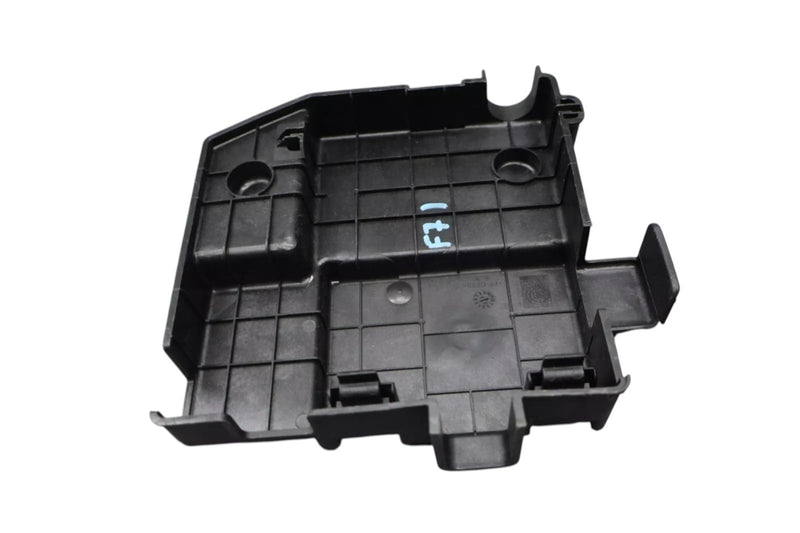 Load image into Gallery viewer, 14-20 Maserati Ghibli Battery Terminal Junction Fuse Box Cover 670002029 Oem
