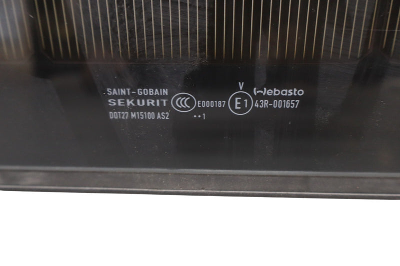 Load image into Gallery viewer, 11-17 Audi A8 A8L Quattro Sunroof Glass Window Panel 4H0877071B Oem
