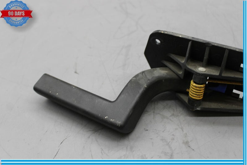 Load image into Gallery viewer, 03-07 HUMMER H2 Rear Right Passenger Side Interior Door Handle Oem
