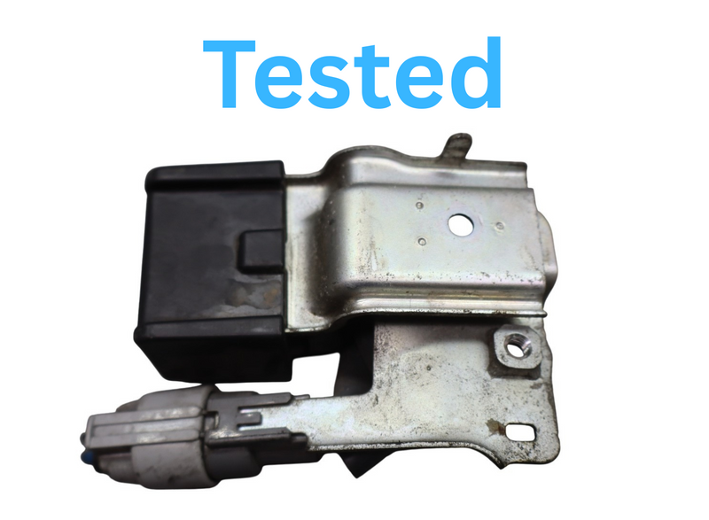 Load image into Gallery viewer, 07-17 Lexus LS460L XF40 A/C Condenser Fuse Relay Module Unit 8651650010 Oem
