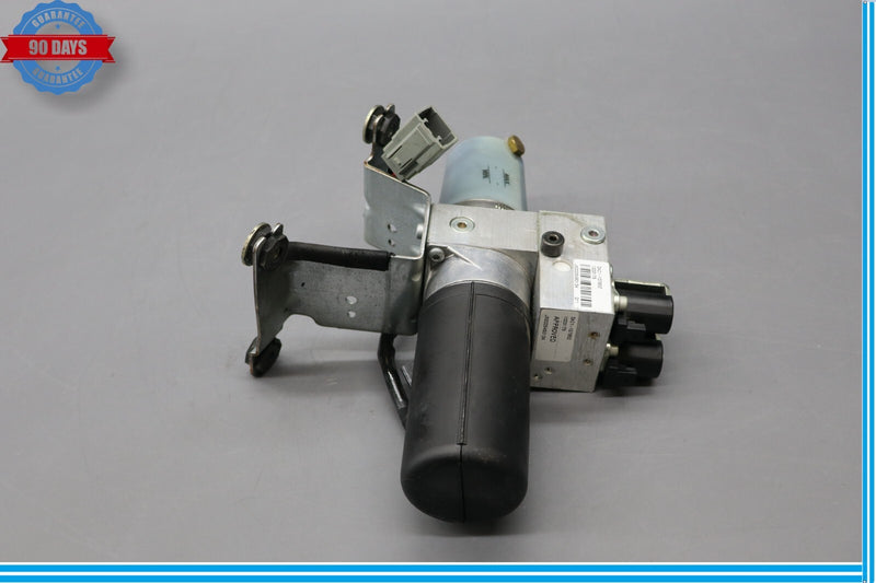 Load image into Gallery viewer, 07-15 Jaguar XK XKR X150 Convertible Top Roof Lift Hydraulic Pump Assembly Oem

