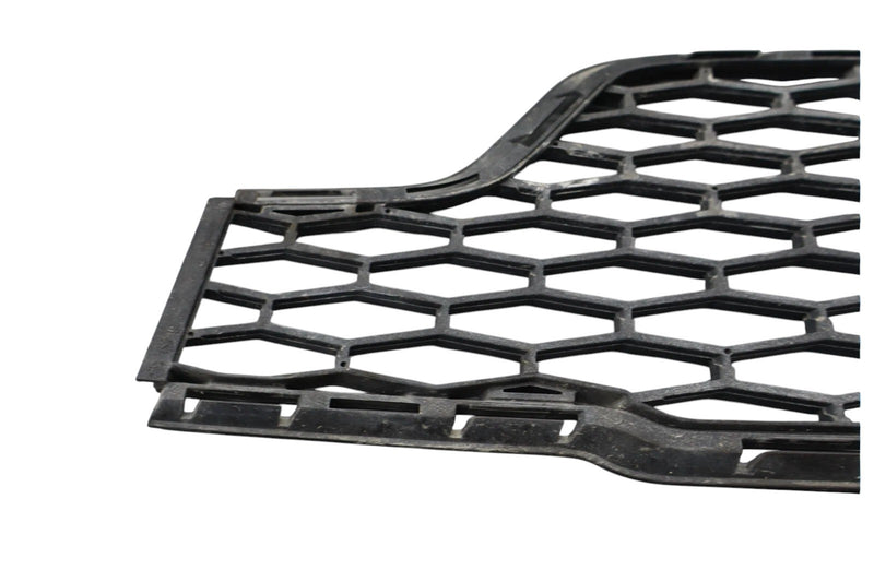 Load image into Gallery viewer, 14-20 Maserati Ghibli Front Right Side Bumper Grille Bezel Molding Cover Oem
