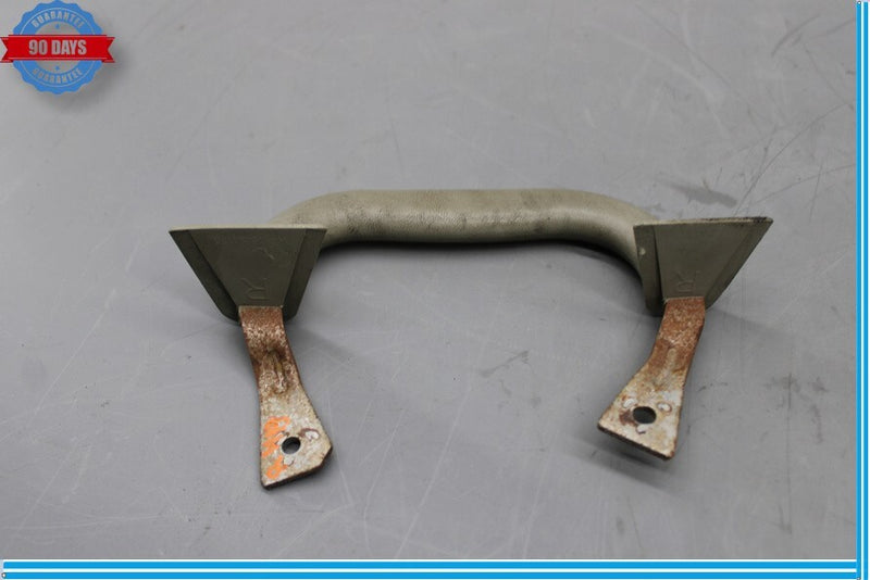 Load image into Gallery viewer, 03-04 HUMMER H2 Right Passenger Side B Pillar Trim Grab Grip Handle 21998341 Oem
