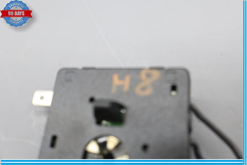 Load image into Gallery viewer, 09-15 Jaguar X250 XF Radio Antenna Aerial Amp Amplifier Module OEM 8X23-18K891-A
