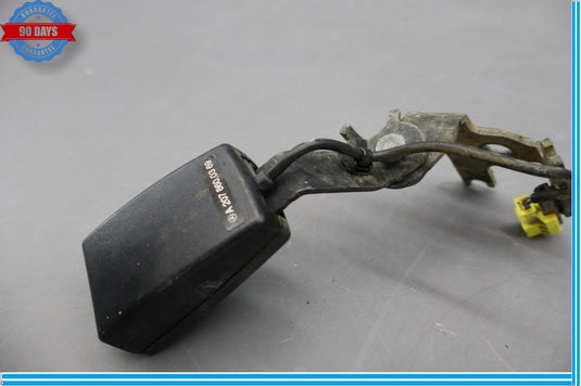 10-17 Mercedes W207 E350 E550 Rear Left Driver Side Seat Belt Buckle Oem