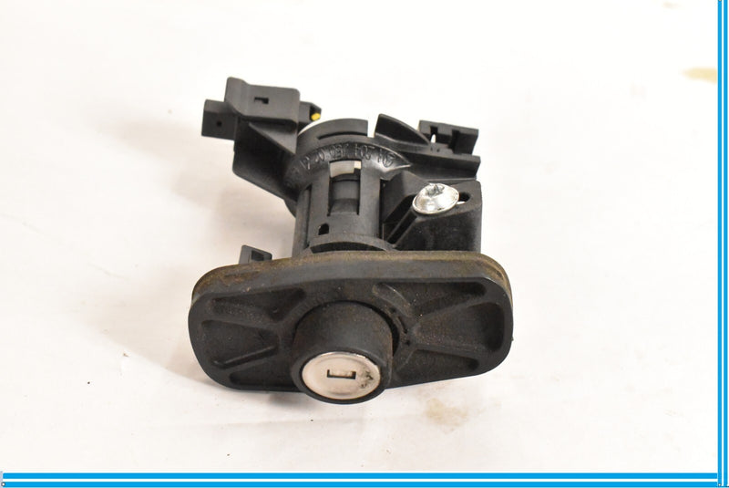 Load image into Gallery viewer, 2012-2018 MERCEDES-BENZ CLS550 TRUNK LID CYLINDER LOCK OEM
