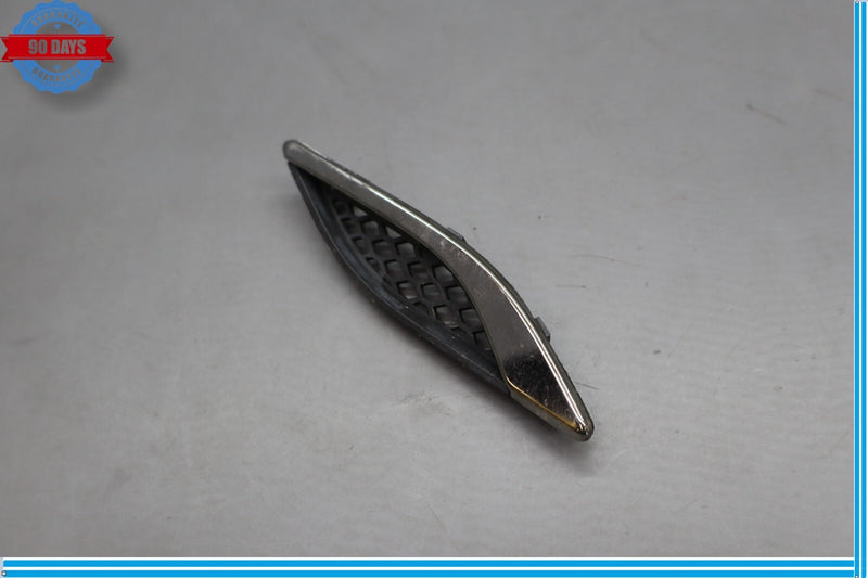 Load image into Gallery viewer, 14-21 Maserati Ghibli M157 Right Or Left Side Fender Grill Grille Molding Oem
