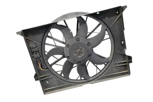 03-11 Mercedes W211 E320 E500 Engine Motor Cooling Radiator Fan Assembly OEM