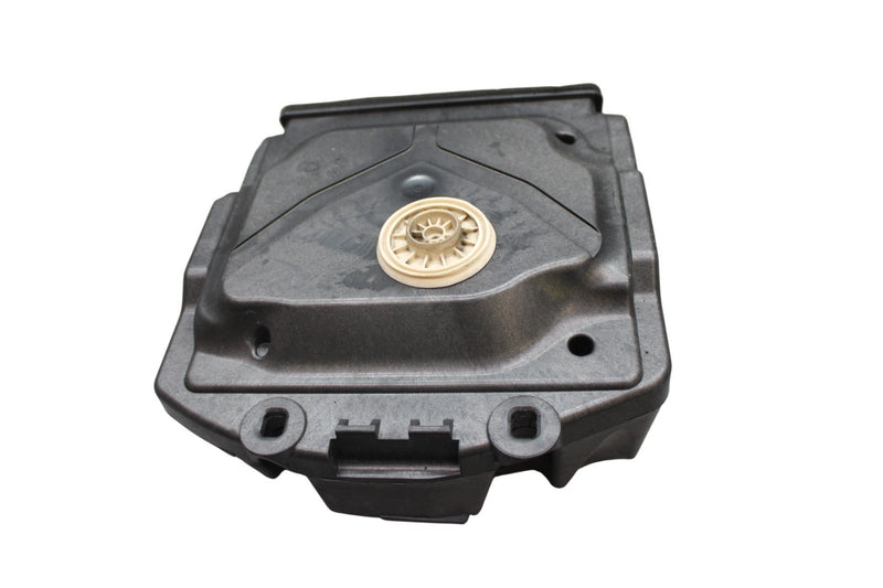 Load image into Gallery viewer, 09-16 BMW 740i 550I GT Right Side Audio Sound Top HiFi Subwoofer Speaker Oem
