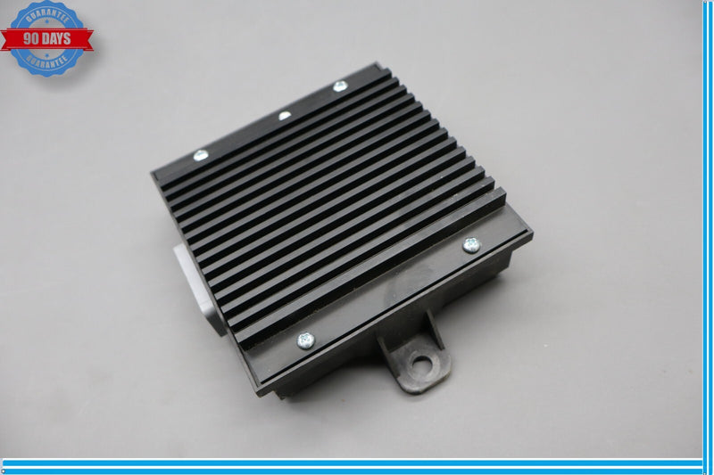 Load image into Gallery viewer, 14-15 Jaguar X250 XF F-Type Auxiliary Battery Converter Start / Stop Module Oem
