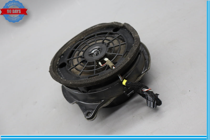 Load image into Gallery viewer, 96-02 Mercedes W210 E320 E430 Front Right Side Door Audio Sound Speaker Oem
