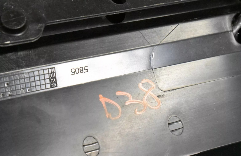 Load image into Gallery viewer, 04-13 Maserati Quattroporte M139 Dash Board Glove Box Storage Compartment Oem
