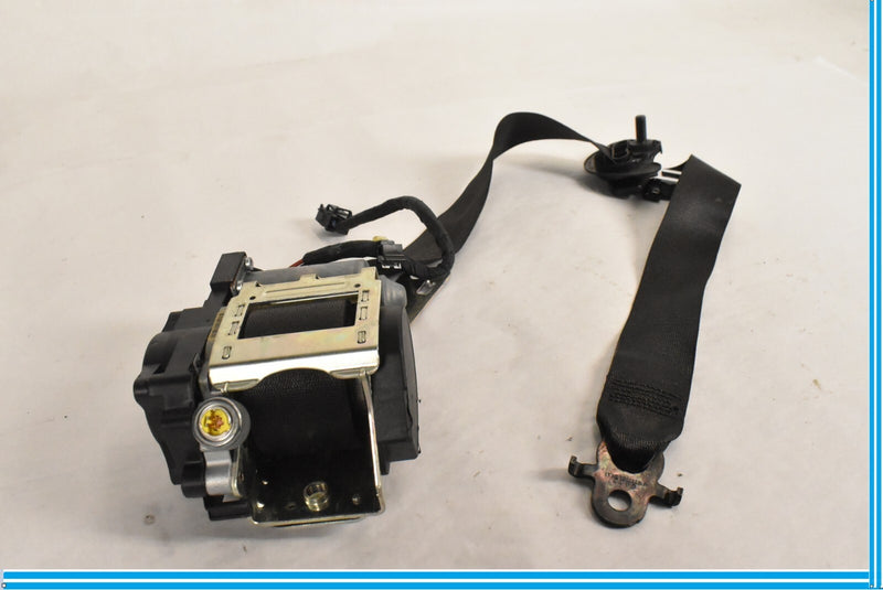 Load image into Gallery viewer, 09 10 11 12 BMW 750i 750Li F01 F02 FRONT LEFT DRIVER SIDE SEATBELT TENSIONER
