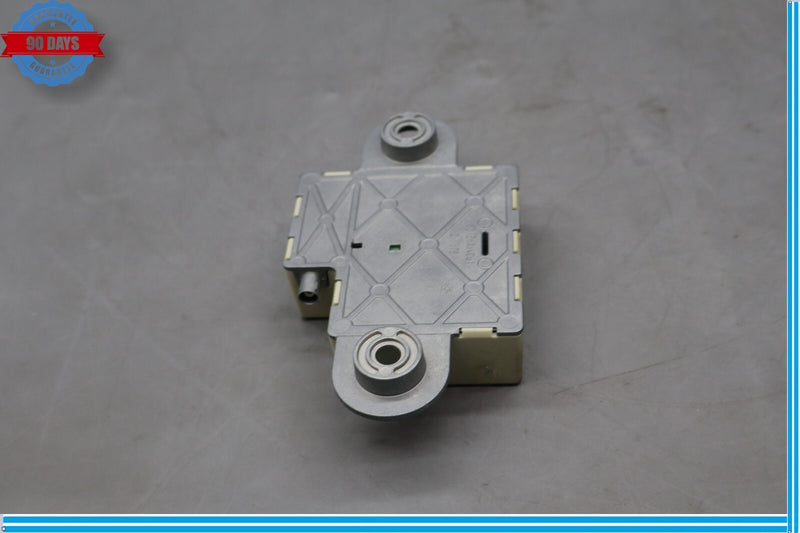 Load image into Gallery viewer, 08-14 BMW X5 X6 E70 Antenna Amplifier Control Module Unit Oem

