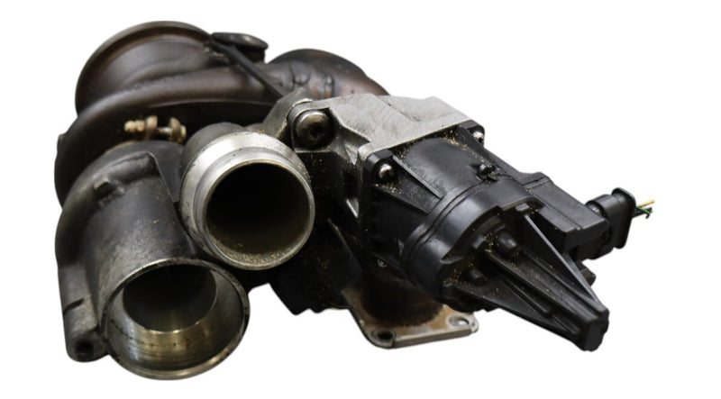 Load image into Gallery viewer, 13-16 BMW 320i XDRIVE Engine Turbo Turbocharger W/ Manifold 4947714010 Oem
