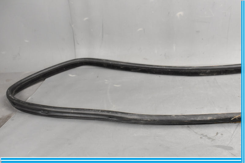Load image into Gallery viewer, 18-20 Jaguar E-Pace Front Right Passenger Door Body Weatherstrip Seal Oem
