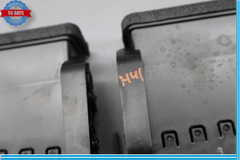 Load image into Gallery viewer, 13-19 Cadillac XTS Front Dash Center Left Side Ac Heater Air Vent Grille Oem
