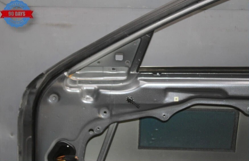 Load image into Gallery viewer, 15-16 Hyundai Genesis Front Right Passenger Side Door Shell Cover Panel Oem
