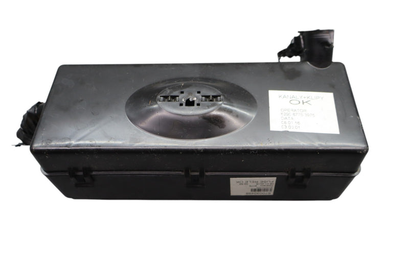 Load image into Gallery viewer, 14-17 Maserati Ghibli Engine Power Junction Distribution Fuse Relay Box Oem
