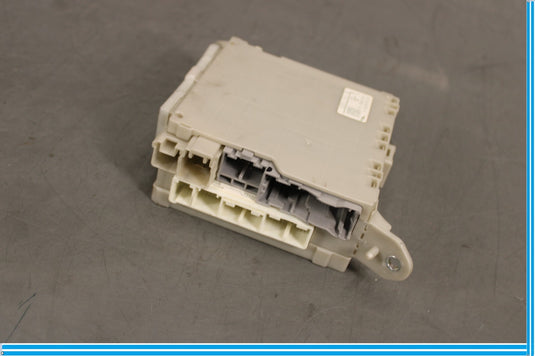 07-09 Lexus LS460 Rear Trunk Lid Junction Block Fuse Box 8267050091 Oem